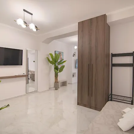 Lägenhet La Casa Di Via Re Eraclio