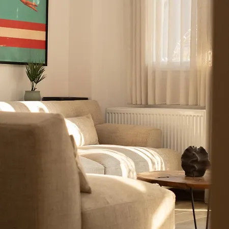 Lägenhet La Casa Di Via Re Eraclio