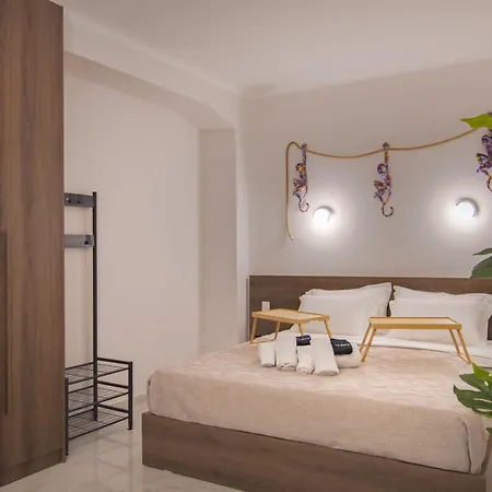 Lägenhet La Casa Di Via Re Eraclio